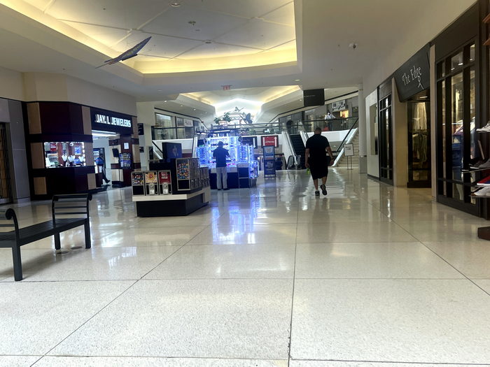 Oakland Mall - July 23 2022 (newer photo)